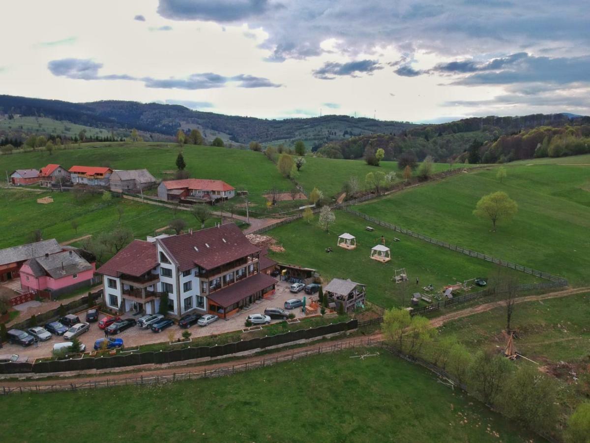 Casa Bradet Casa de hóspedes Întorsura Buzăului Exterior foto